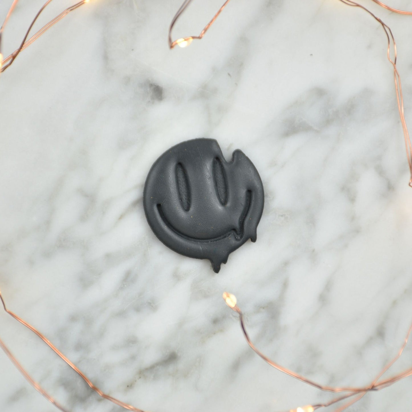 Drooping Smiley Face Cutter