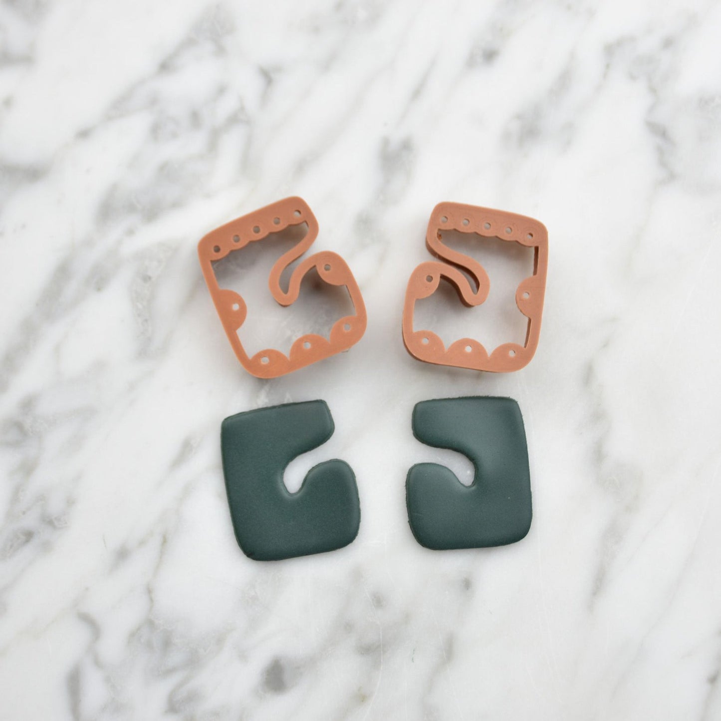 Abstract "C" Hoop Cutter (Mirrored)