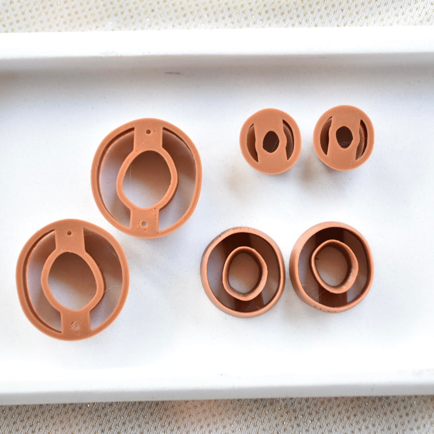 Organic Circle Donut No. 2 Cutter (Mirrored)