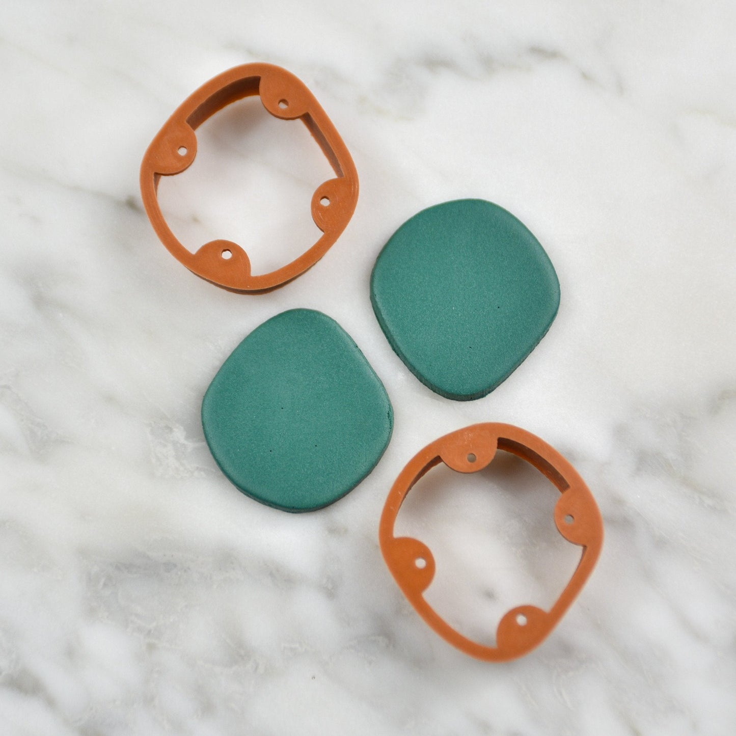 Pebble No.1 Cutter (Mirrored)