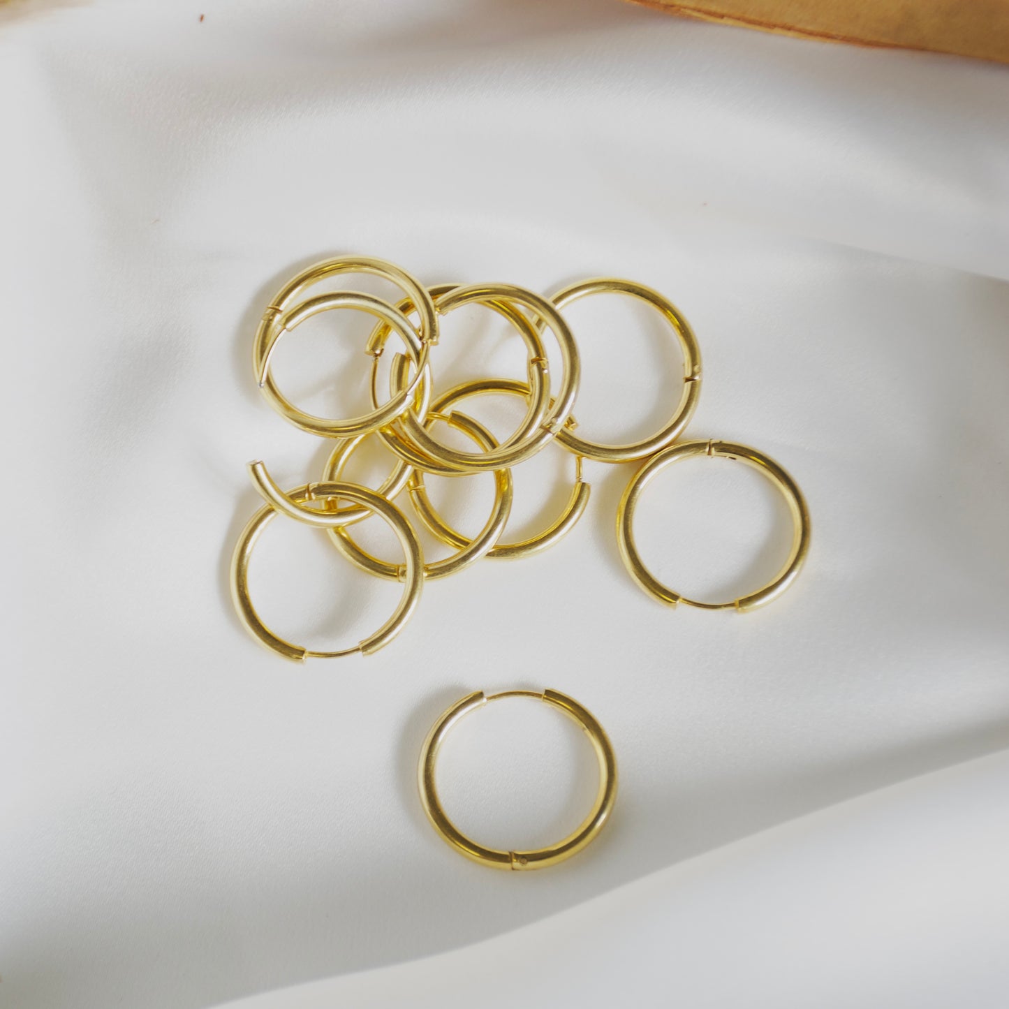 Hoop Components | Pack of 10 | Gold 20mm